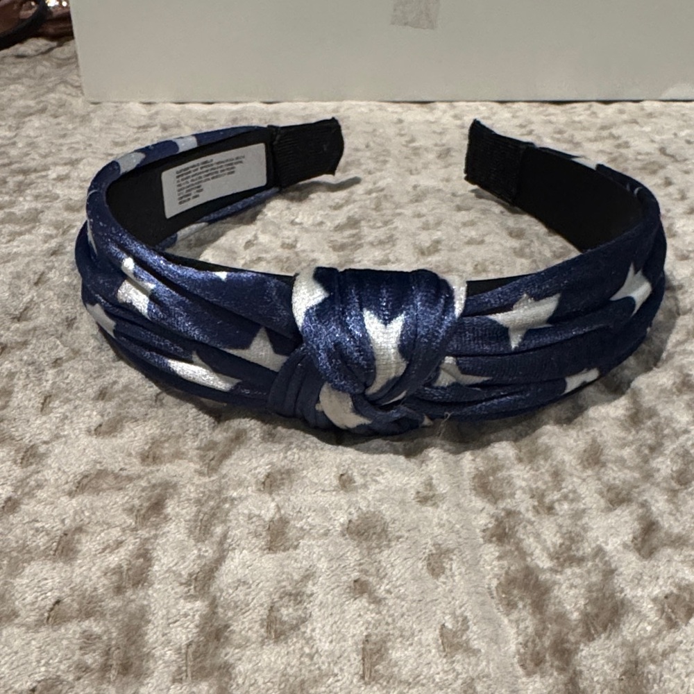 US blue and white stars headband. For a 12 year old girl. Great conditions